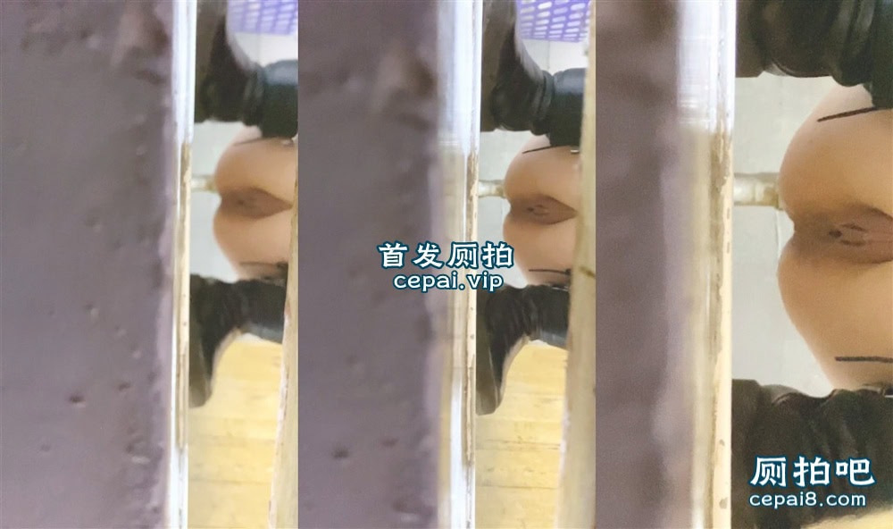 艺校女厕偷拍多位漂亮的舞蹈生和高颜值老师-8